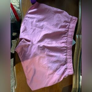 Old Navy Active Stretch Shorts in Mauve